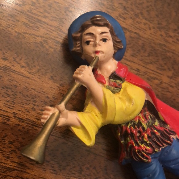 Vintage Italian Nativity Figure Plastic Replacement Shephard Boy Playing Horn - Picture 7 of 16